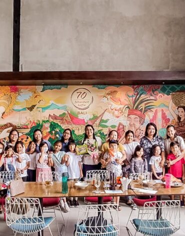 family gathering jimbaran